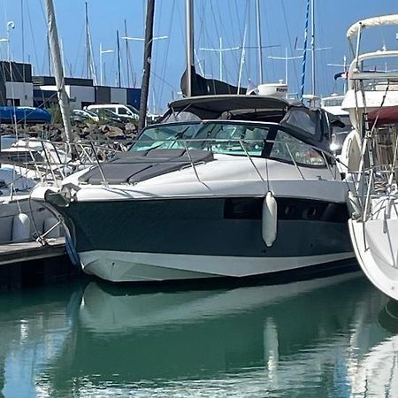 Une Nuit Sur Un Bateau Linge & Menage Inclus ラ・ロシェル エクステリア 写真